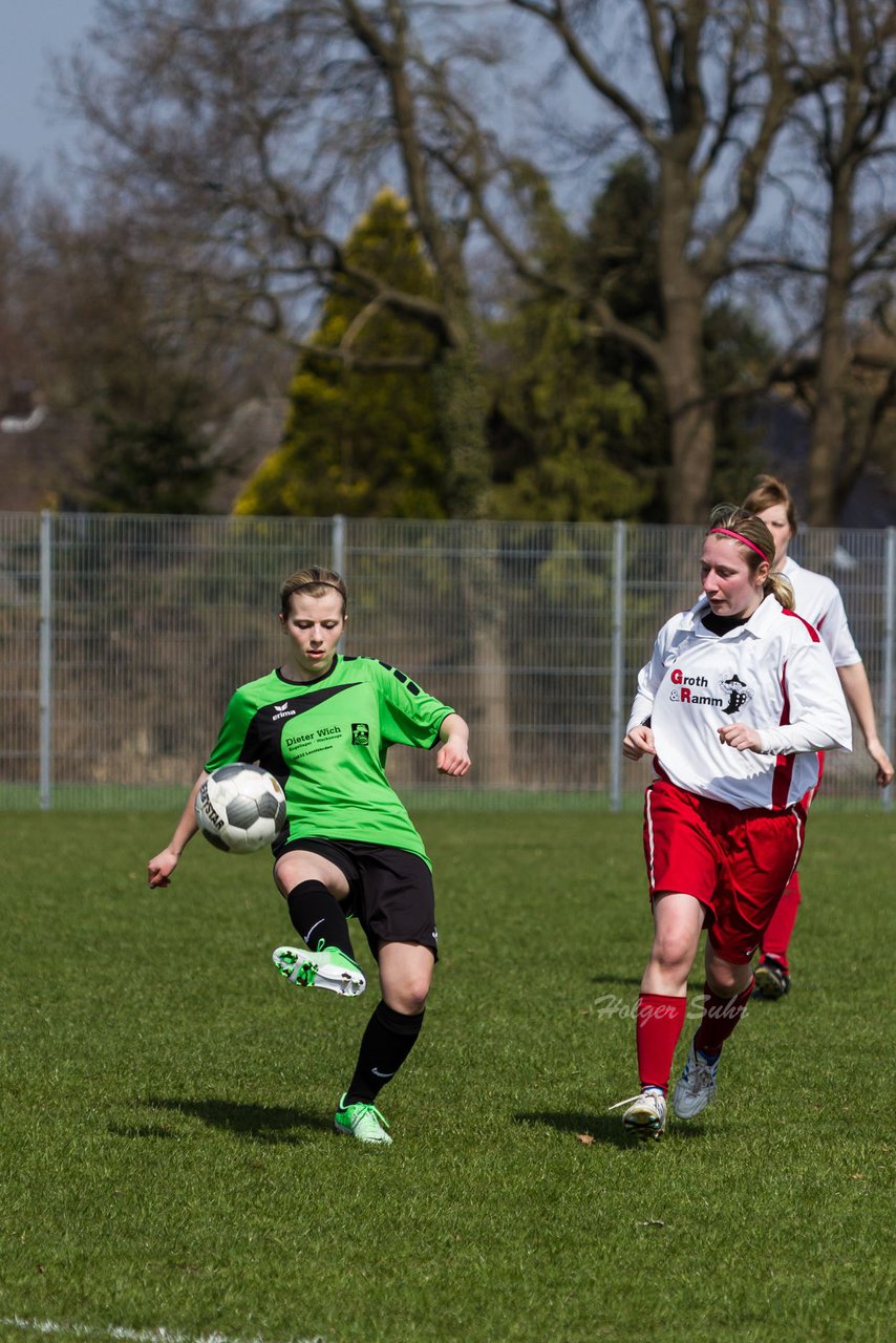 Bild 199 - Frauen Schmalfelder SV - TSV Siems : Ergebnis: 1:0